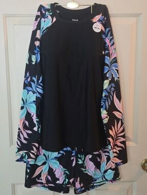 Hurley 2 Piece 50 SPF Long Sleeve Swimsuit